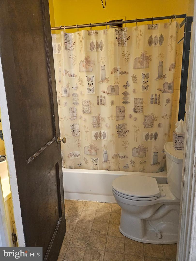 3959 R ST SE, WASHINGTON, District Of Columbia 20020, 3 Bedrooms Bedrooms, ,1 BathroomBathrooms,Residential,For sale,3959 R ST SE,DCDC2202646 MLS # DCDC2202646