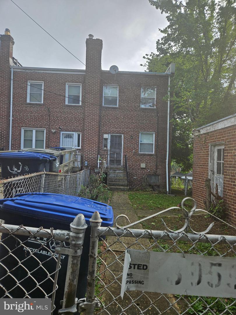 3959 R ST SE, WASHINGTON, District Of Columbia 20020, 3 Bedrooms Bedrooms, ,1 BathroomBathrooms,Residential,For sale,3959 R ST SE,DCDC2202646 MLS # DCDC2202646