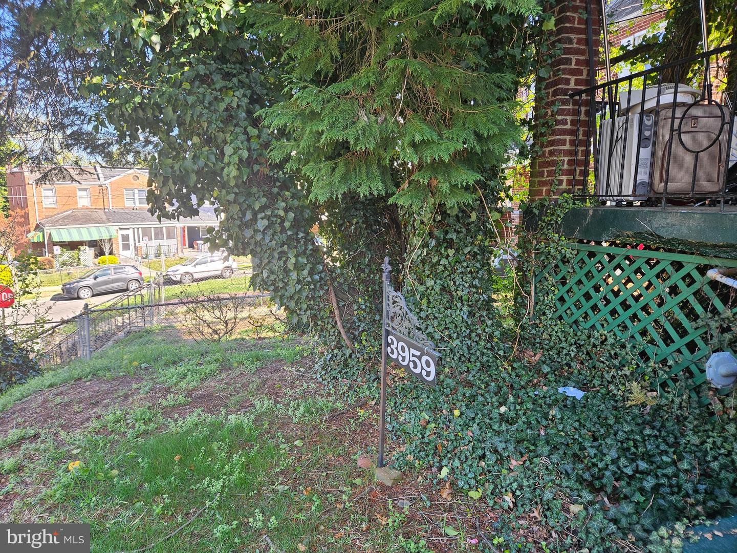 3959 R ST SE, WASHINGTON, District Of Columbia 20020, 3 Bedrooms Bedrooms, ,1 BathroomBathrooms,Residential,For sale,3959 R ST SE,DCDC2202646 MLS # DCDC2202646