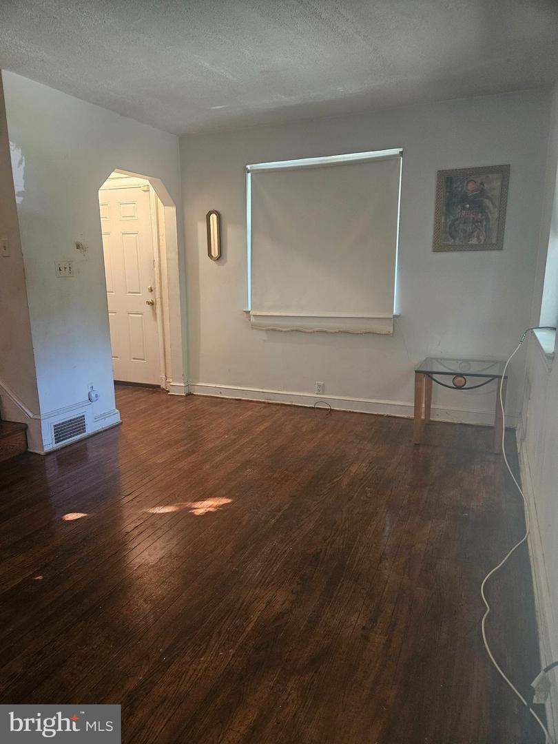 3959 R ST SE, WASHINGTON, District Of Columbia 20020, 3 Bedrooms Bedrooms, ,1 BathroomBathrooms,Residential,For sale,3959 R ST SE,DCDC2202646 MLS # DCDC2202646