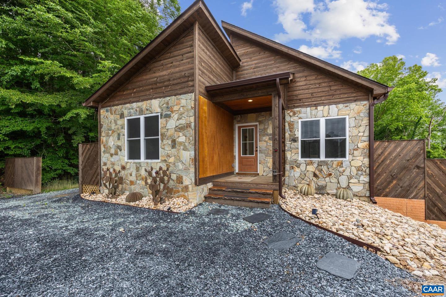 13298 JAMES MADISON HWY, PALMYRA, Virginia 22963, 4 Bedrooms Bedrooms, ,2 BathroomsBathrooms,Residential,For sale,13298 JAMES MADISON HWY,665049 MLS # 665049
