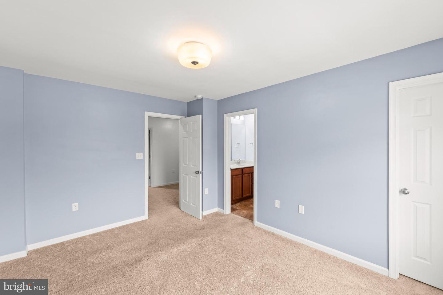 1312 S KENT ST, WINCHESTER, Virginia 22601, 2 Bedrooms Bedrooms, ,2 BathroomsBathrooms,Residential,For sale,1312 S KENT ST,VAWI2007860 MLS # VAWI2007860