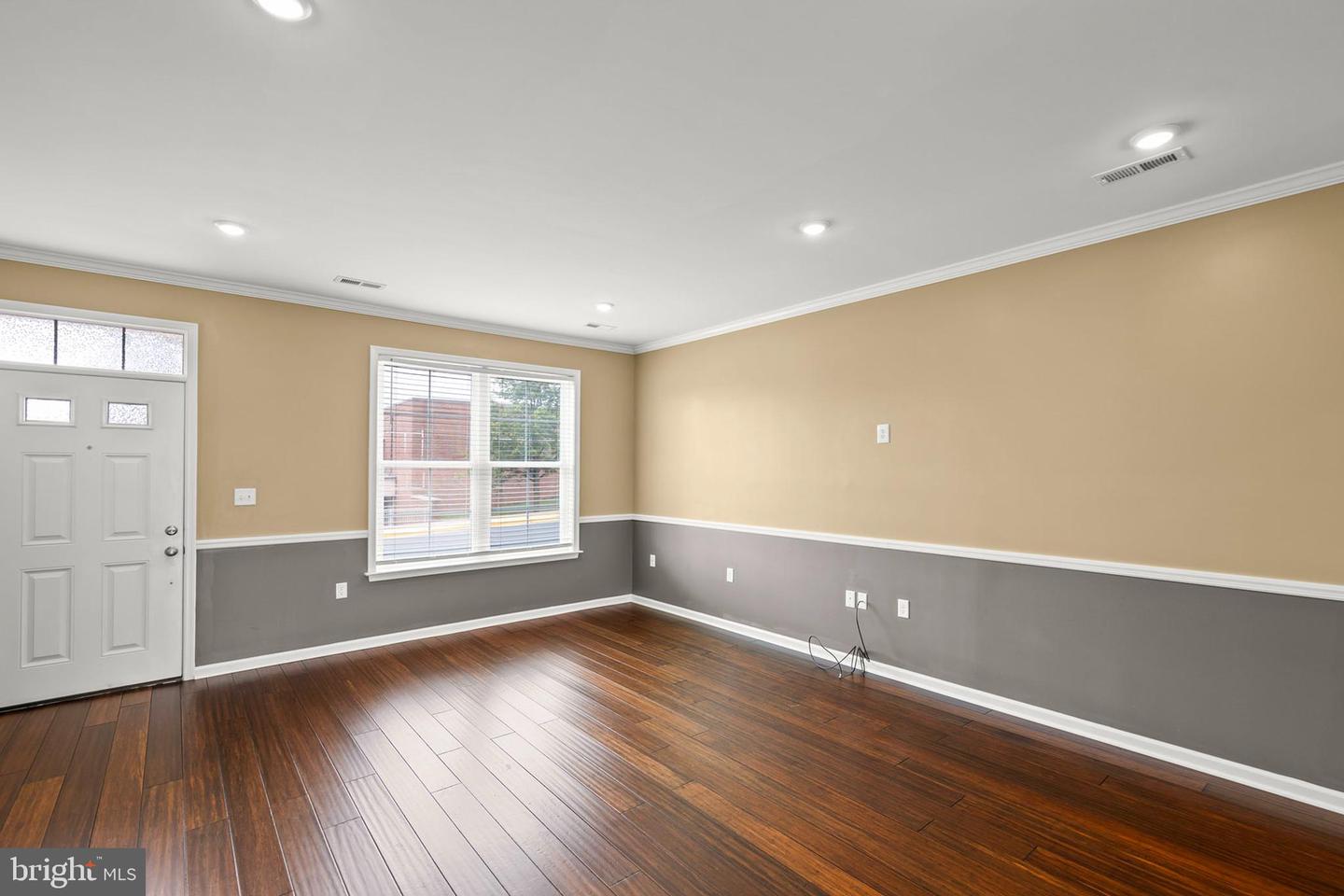 1312 S KENT ST, WINCHESTER, Virginia 22601, 2 Bedrooms Bedrooms, ,2 BathroomsBathrooms,Residential,For sale,1312 S KENT ST,VAWI2007860 MLS # VAWI2007860