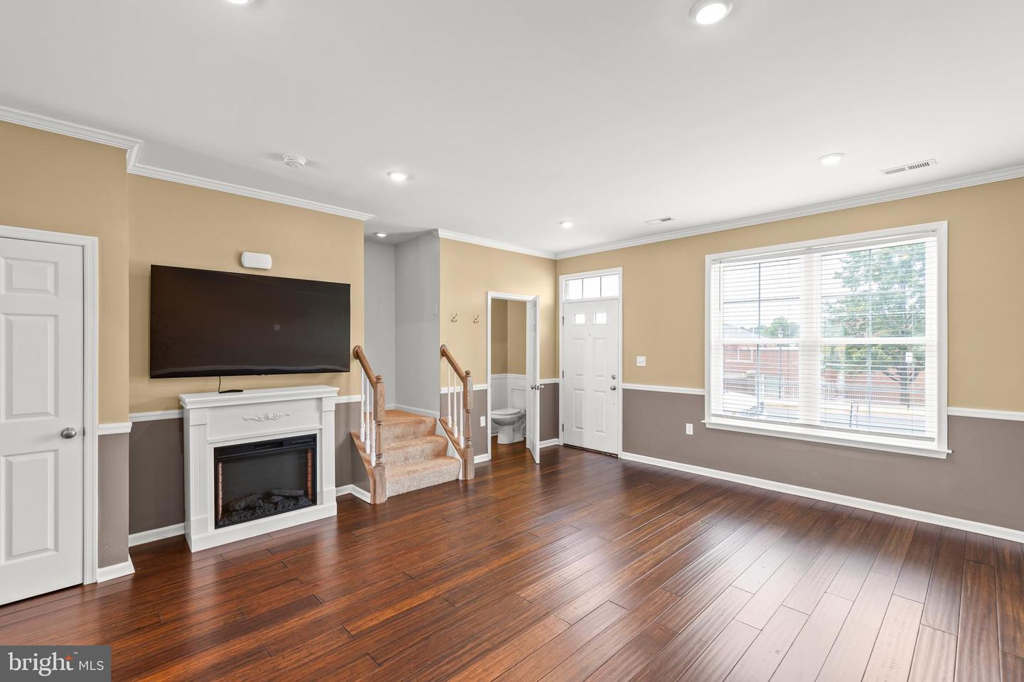 1312 S KENT ST, WINCHESTER, Virginia 22601, 2 Bedrooms Bedrooms, ,2 BathroomsBathrooms,Residential,For sale,1312 S KENT ST,VAWI2007860 MLS # VAWI2007860