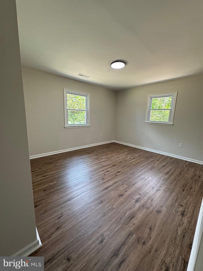 1950 S TIDWELLS RD, MONTROSS, Virginia 22520, 4 Bedrooms Bedrooms, 7 Rooms Rooms,2 BathroomsBathrooms,Residential,For sale,1950 S TIDWELLS RD,VAWE2008994 MLS # VAWE2008994