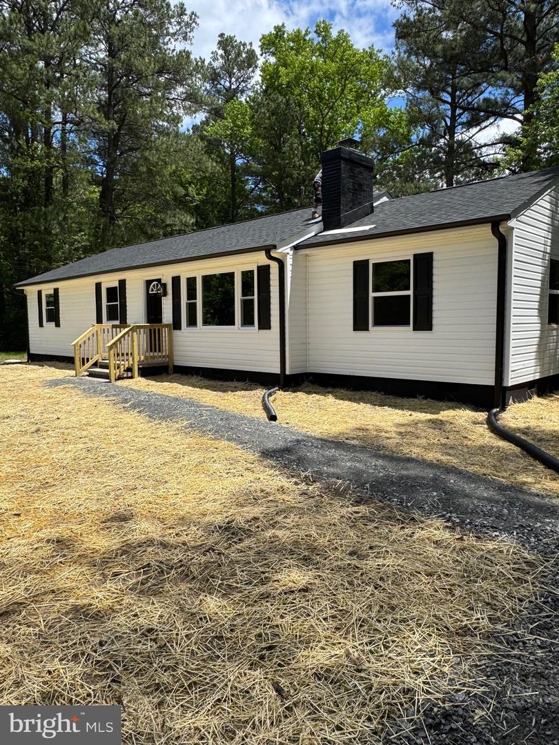 1950 S TIDWELLS RD, MONTROSS, Virginia 22520, 4 Bedrooms Bedrooms, 7 Rooms Rooms,2 BathroomsBathrooms,Residential,For sale,1950 S TIDWELLS RD,VAWE2008994 MLS # VAWE2008994
