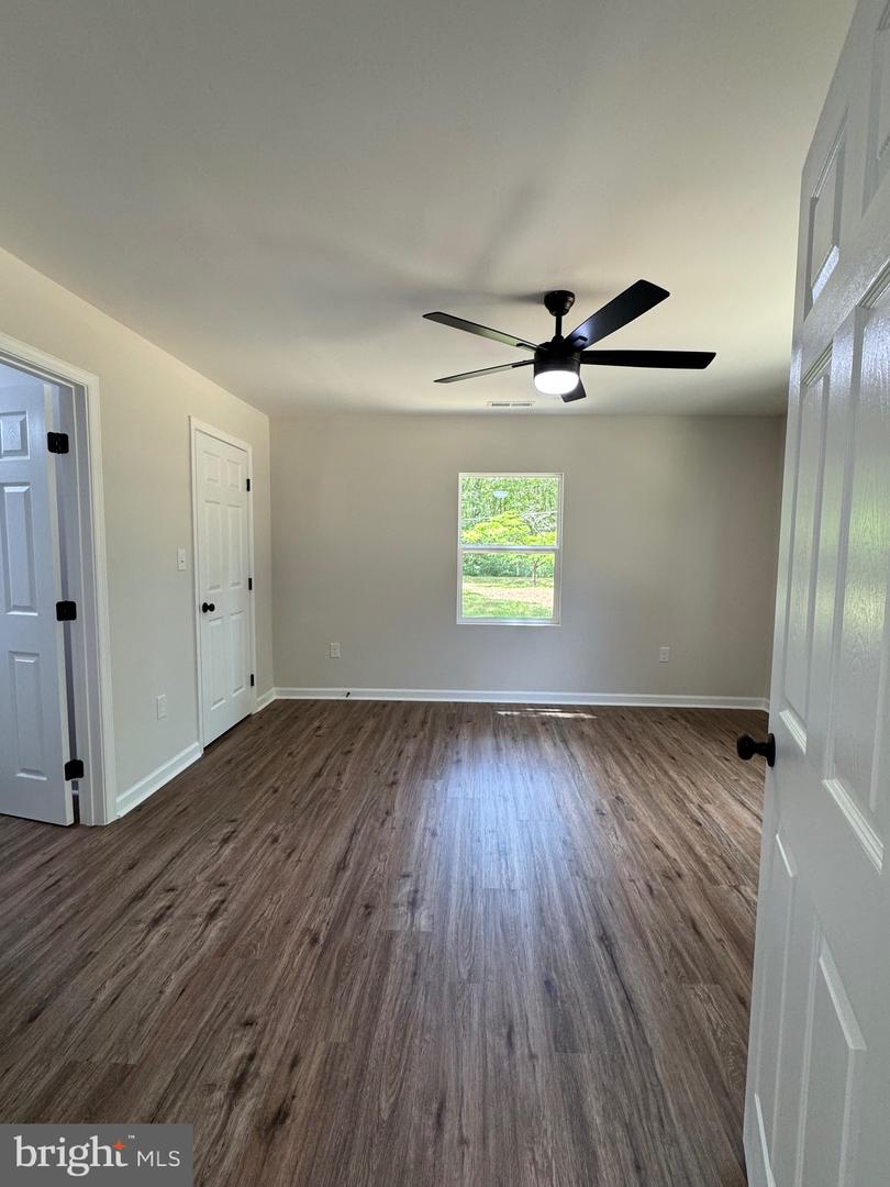 1950 S TIDWELLS RD, MONTROSS, Virginia 22520, 4 Bedrooms Bedrooms, 7 Rooms Rooms,2 BathroomsBathrooms,Residential,For sale,1950 S TIDWELLS RD,VAWE2008994 MLS # VAWE2008994