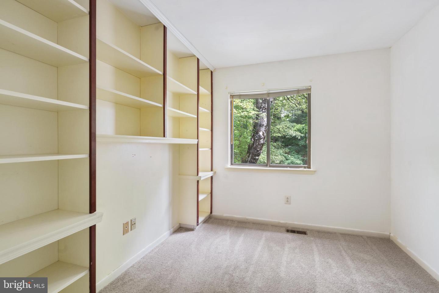 2339 MILLENNIUM LN, RESTON, Virginia 20191, 3 Bedrooms Bedrooms, ,2 BathroomsBathrooms,Residential,For sale,2339 MILLENNIUM LN,VAFX2243568 MLS # VAFX2243568