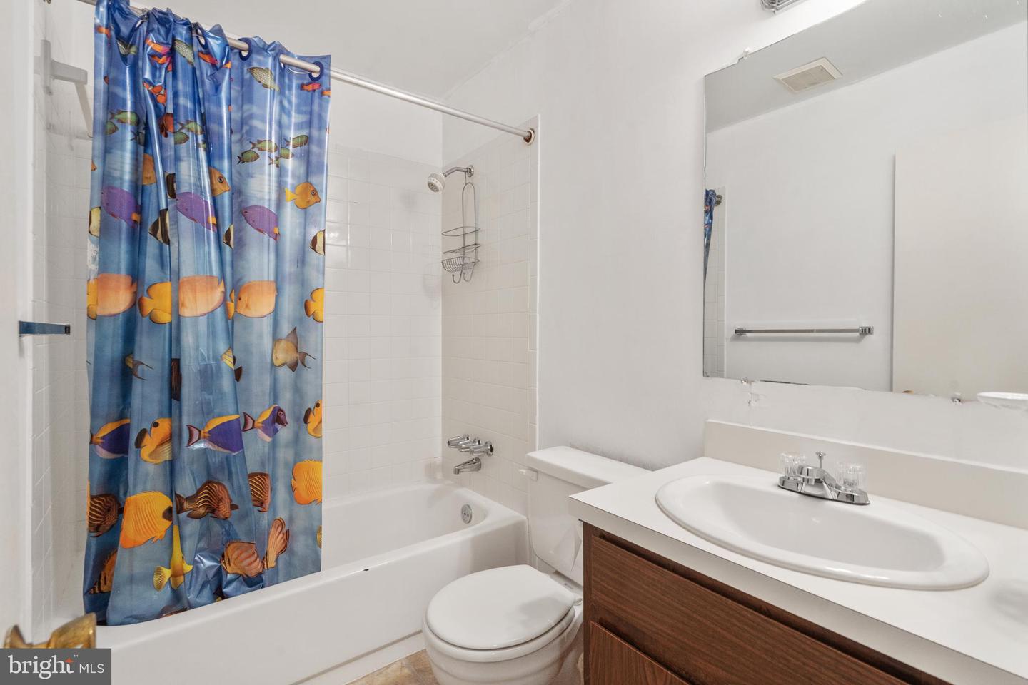 2339 MILLENNIUM LN, RESTON, Virginia 20191, 3 Bedrooms Bedrooms, ,2 BathroomsBathrooms,Residential,For sale,2339 MILLENNIUM LN,VAFX2243568 MLS # VAFX2243568