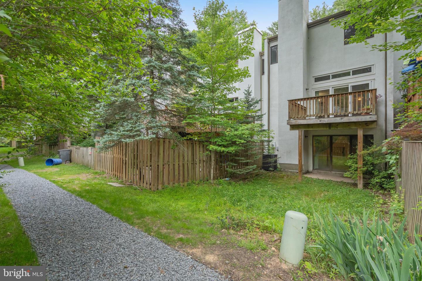 2339 MILLENNIUM LN, RESTON, Virginia 20191, 3 Bedrooms Bedrooms, ,2 BathroomsBathrooms,Residential,For sale,2339 MILLENNIUM LN,VAFX2243568 MLS # VAFX2243568