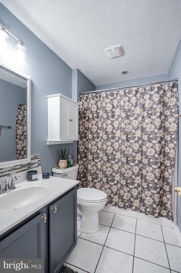 36017 COYOTE TRL, LOCUST GROVE, Virginia 22508, 3 Bedrooms Bedrooms, ,2 BathroomsBathrooms,Residential,For sale,36017 COYOTE TRL,VAOR2009776 MLS # VAOR2009776