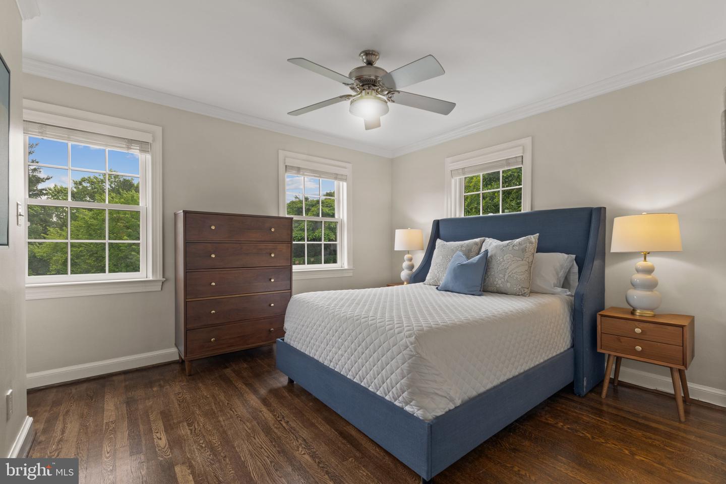 823 CHURCH ST, ALEXANDRIA, Virginia 22314, 2 Bedrooms Bedrooms, 9 Rooms Rooms,2 BathroomsBathrooms,Residential,For sale,823 CHURCH ST,VAAX2045776 MLS # VAAX2045776