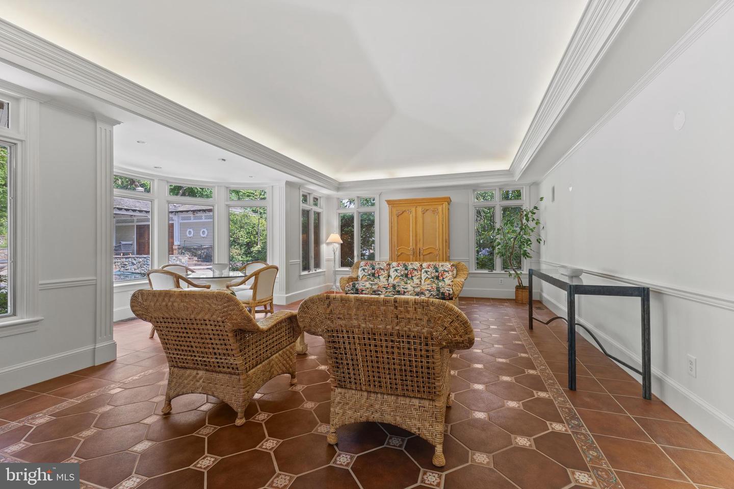 3713 TEMPLETON PL, ALEXANDRIA, Virginia 22304, 6 Bedrooms Bedrooms, ,4 BathroomsBathrooms,Residential,For sale,3713 TEMPLETON PL,VAAX2045778 MLS # VAAX2045778