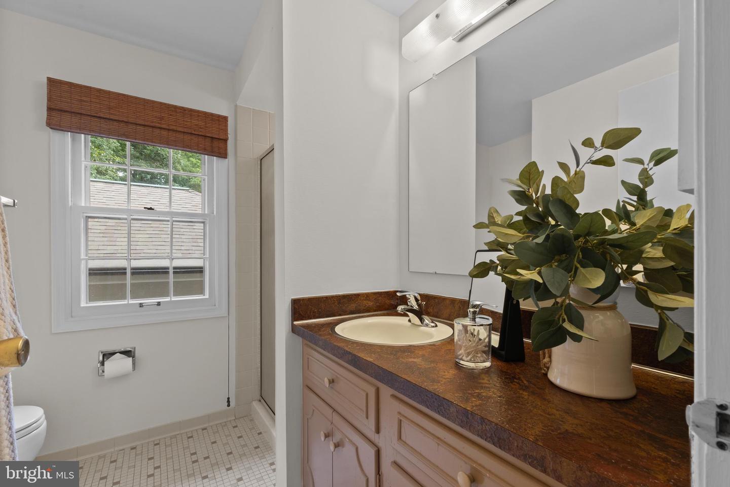 3713 TEMPLETON PL, ALEXANDRIA, Virginia 22304, 6 Bedrooms Bedrooms, ,4 BathroomsBathrooms,Residential,For sale,3713 TEMPLETON PL,VAAX2045778 MLS # VAAX2045778