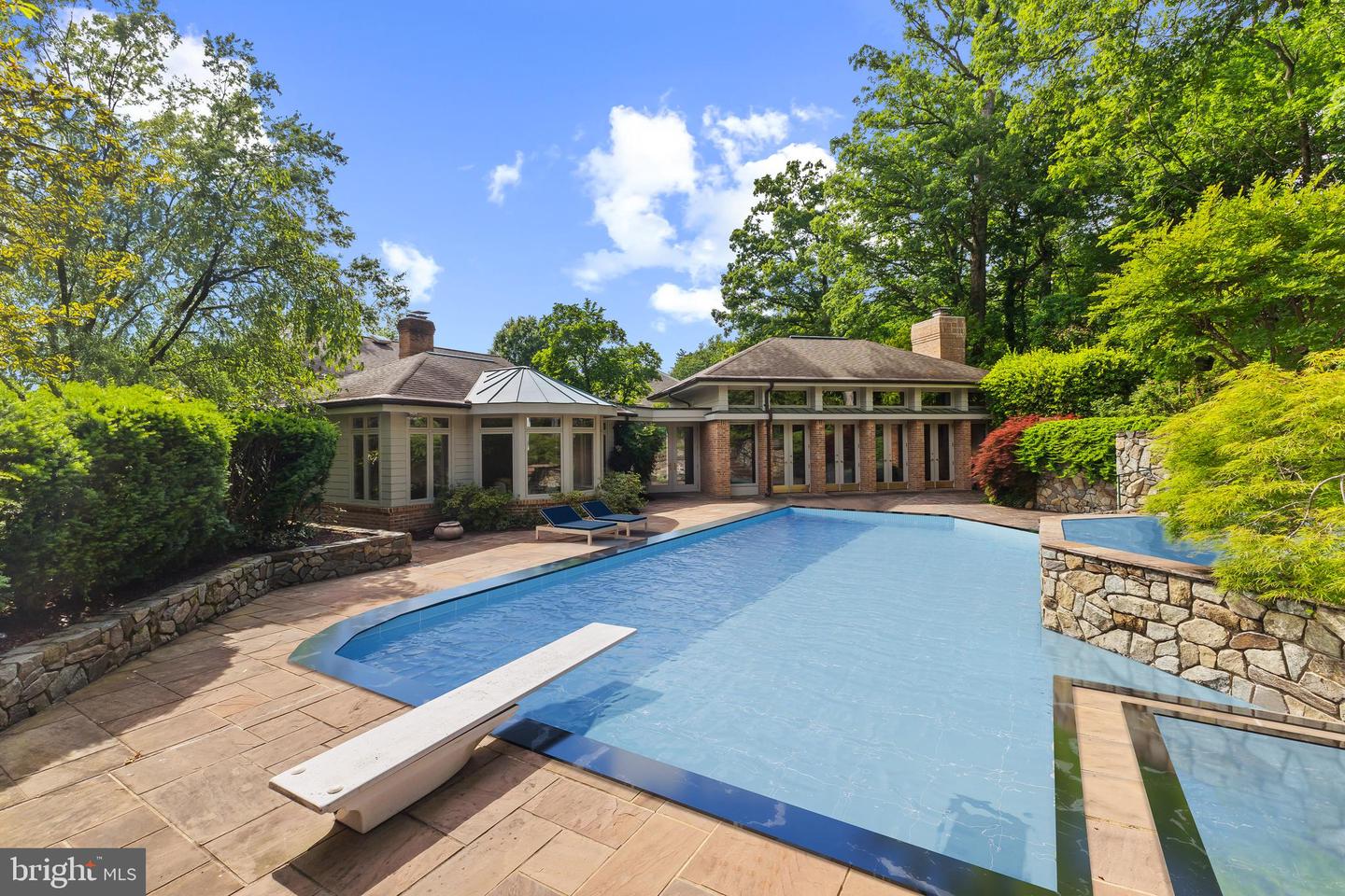 3713 TEMPLETON PL, ALEXANDRIA, Virginia 22304, 6 Bedrooms Bedrooms, ,4 BathroomsBathrooms,Residential,For sale,3713 TEMPLETON PL,VAAX2045778 MLS # VAAX2045778