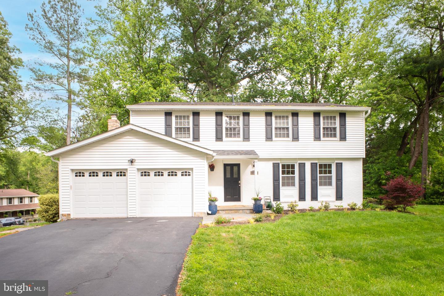 1127 RIVA RIDGE DR, GREAT FALLS, Virginia 22066, 5 Bedrooms Bedrooms, ,3 BathroomsBathrooms,Residential,For sale,1127 RIVA RIDGE DR,VAFX2243782 MLS # VAFX2243782