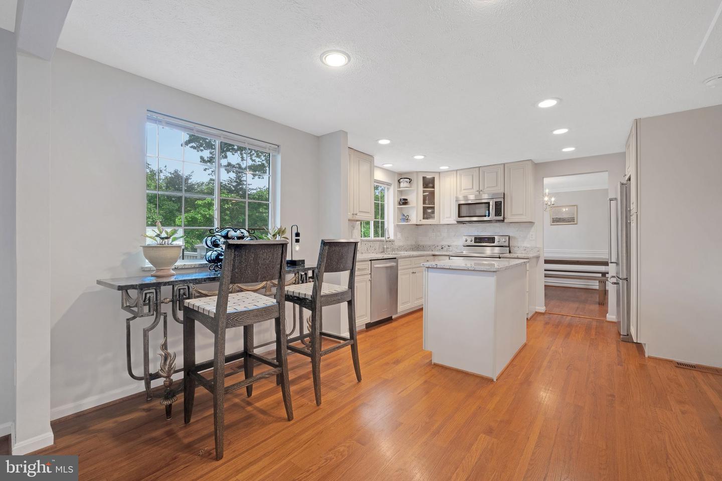1127 RIVA RIDGE DR, GREAT FALLS, Virginia 22066, 5 Bedrooms Bedrooms, ,3 BathroomsBathrooms,Residential,For sale,1127 RIVA RIDGE DR,VAFX2243782 MLS # VAFX2243782