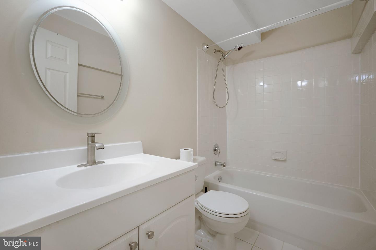 1127 RIVA RIDGE DR, GREAT FALLS, Virginia 22066, 5 Bedrooms Bedrooms, ,3 BathroomsBathrooms,Residential,For sale,1127 RIVA RIDGE DR,VAFX2243782 MLS # VAFX2243782