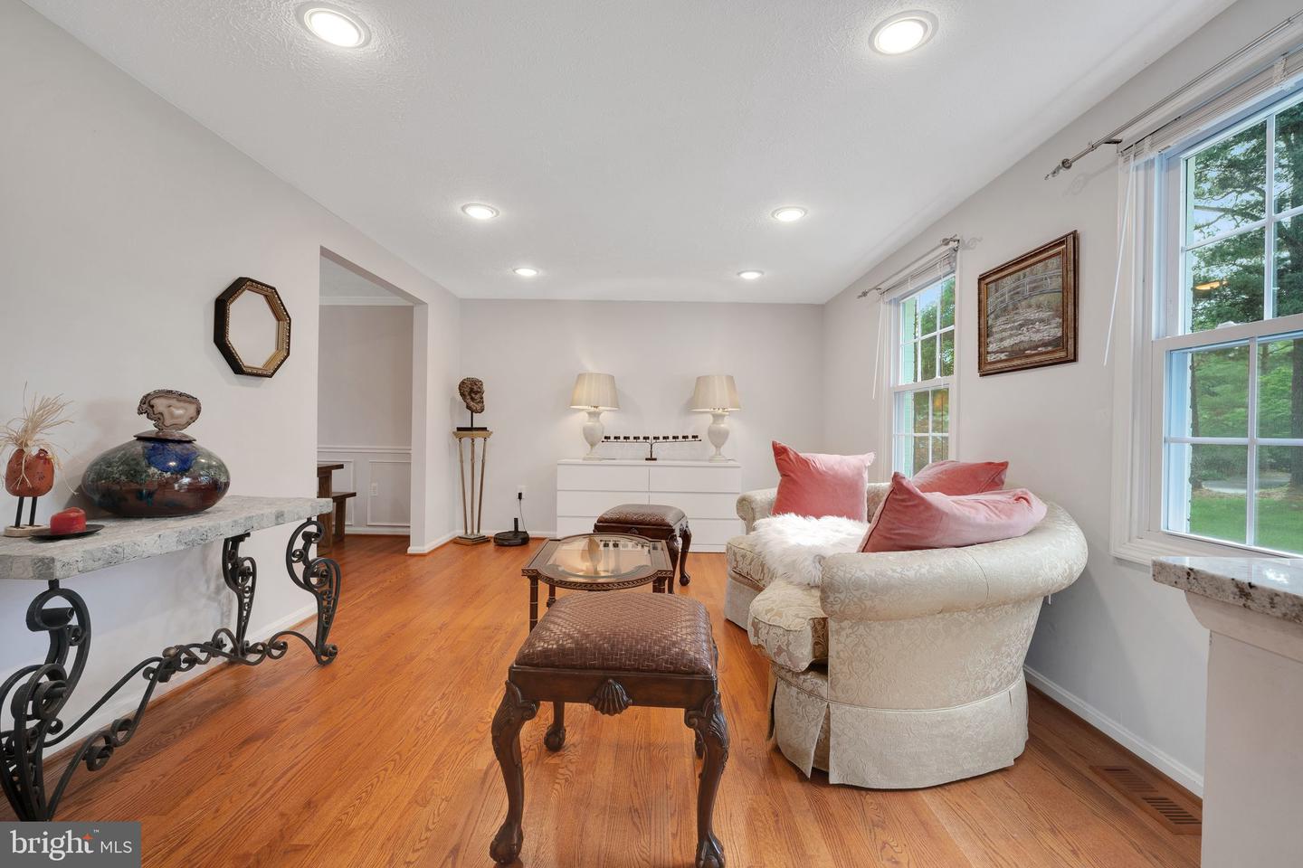 1127 RIVA RIDGE DR, GREAT FALLS, Virginia 22066, 5 Bedrooms Bedrooms, ,3 BathroomsBathrooms,Residential,For sale,1127 RIVA RIDGE DR,VAFX2243782 MLS # VAFX2243782