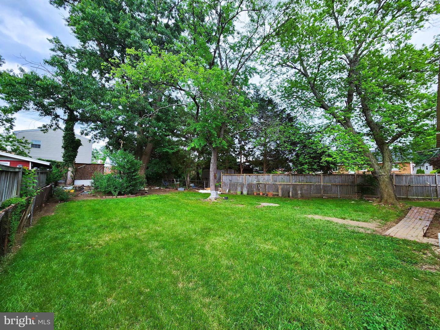 6029 AMHERST AVE, SPRINGFIELD, Virginia 22150, 4 Bedrooms Bedrooms, ,2 BathroomsBathrooms,Residential,For sale,6029 AMHERST AVE,VAFX2243794 MLS # VAFX2243794