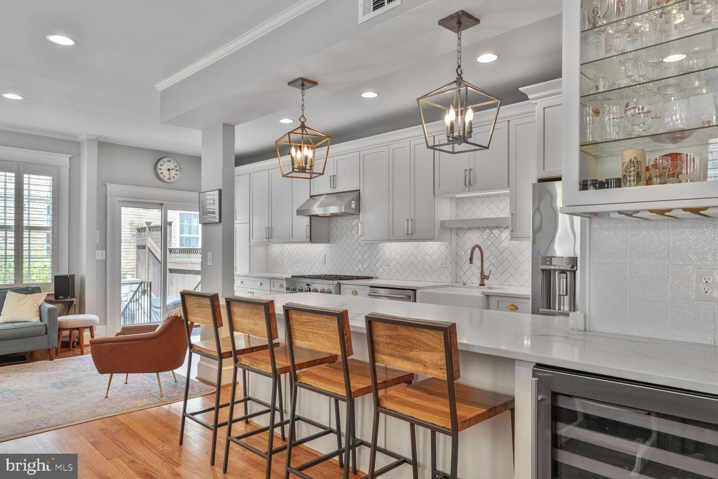 3805 WARREN ST NW, WASHINGTON, District Of Columbia 20016, 5 Bedrooms Bedrooms, 5 Rooms Rooms,3 BathroomsBathrooms,Residential,For sale,3805 WARREN ST NW,DCDC2202922 MLS # DCDC2202922
