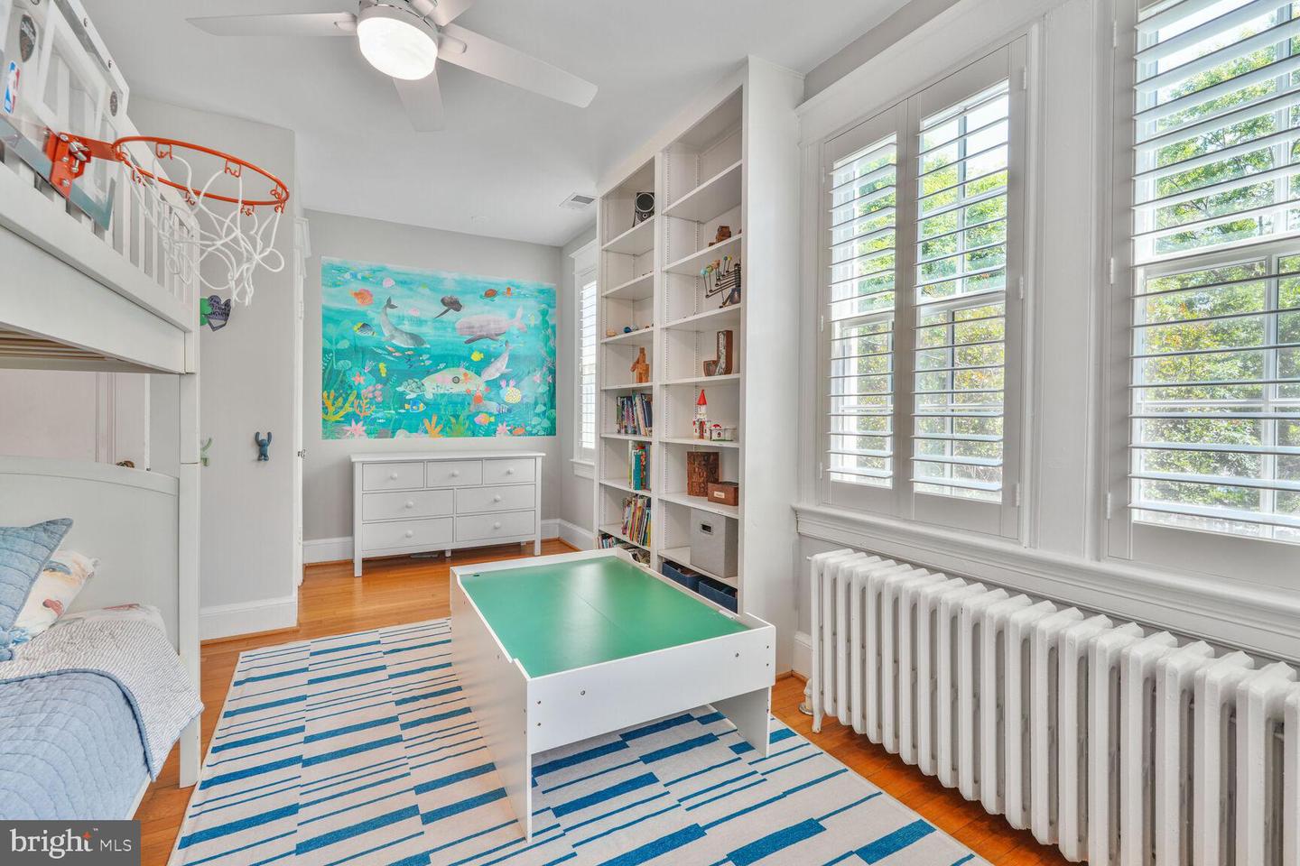 3805 WARREN ST NW, WASHINGTON, District Of Columbia 20016, 5 Bedrooms Bedrooms, 5 Rooms Rooms,3 BathroomsBathrooms,Residential,For sale,3805 WARREN ST NW,DCDC2202922 MLS # DCDC2202922