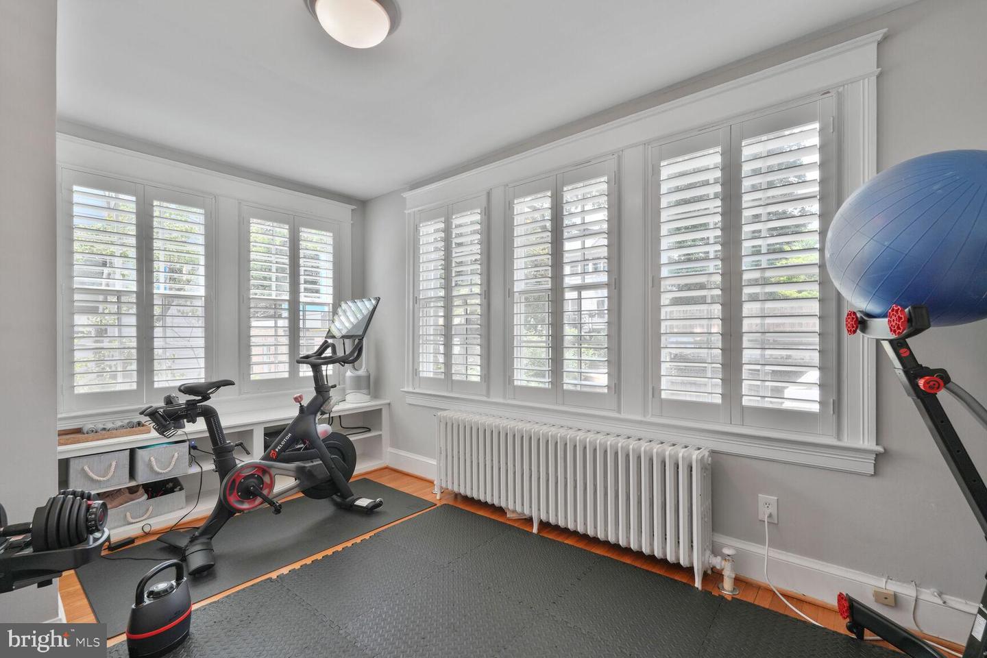 3805 WARREN ST NW, WASHINGTON, District Of Columbia 20016, 5 Bedrooms Bedrooms, 5 Rooms Rooms,3 BathroomsBathrooms,Residential,For sale,3805 WARREN ST NW,DCDC2202922 MLS # DCDC2202922