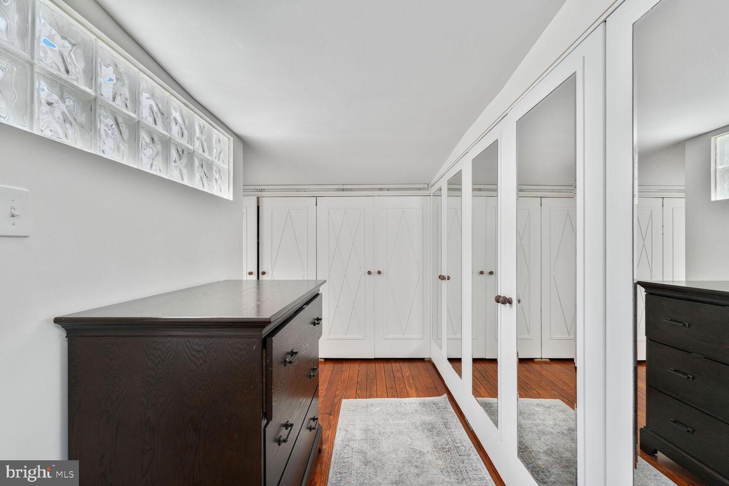3805 WARREN ST NW, WASHINGTON, District Of Columbia 20016, 5 Bedrooms Bedrooms, 5 Rooms Rooms,3 BathroomsBathrooms,Residential,For sale,3805 WARREN ST NW,DCDC2202922 MLS # DCDC2202922