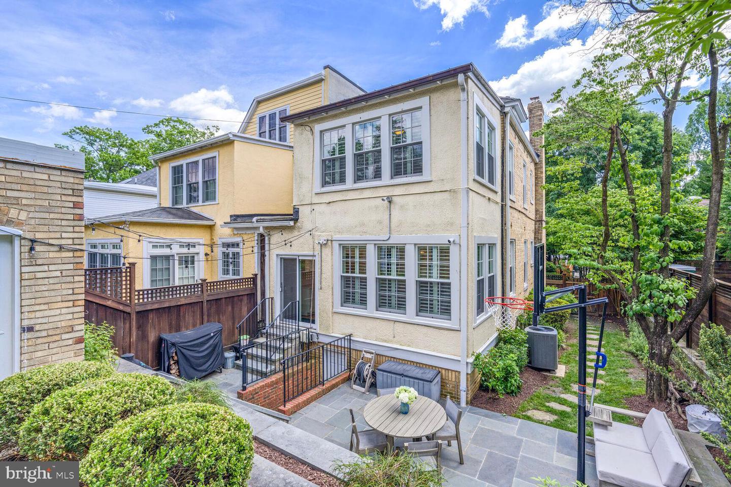 3805 WARREN ST NW, WASHINGTON, District Of Columbia 20016, 5 Bedrooms Bedrooms, 5 Rooms Rooms,3 BathroomsBathrooms,Residential,For sale,3805 WARREN ST NW,DCDC2202922 MLS # DCDC2202922