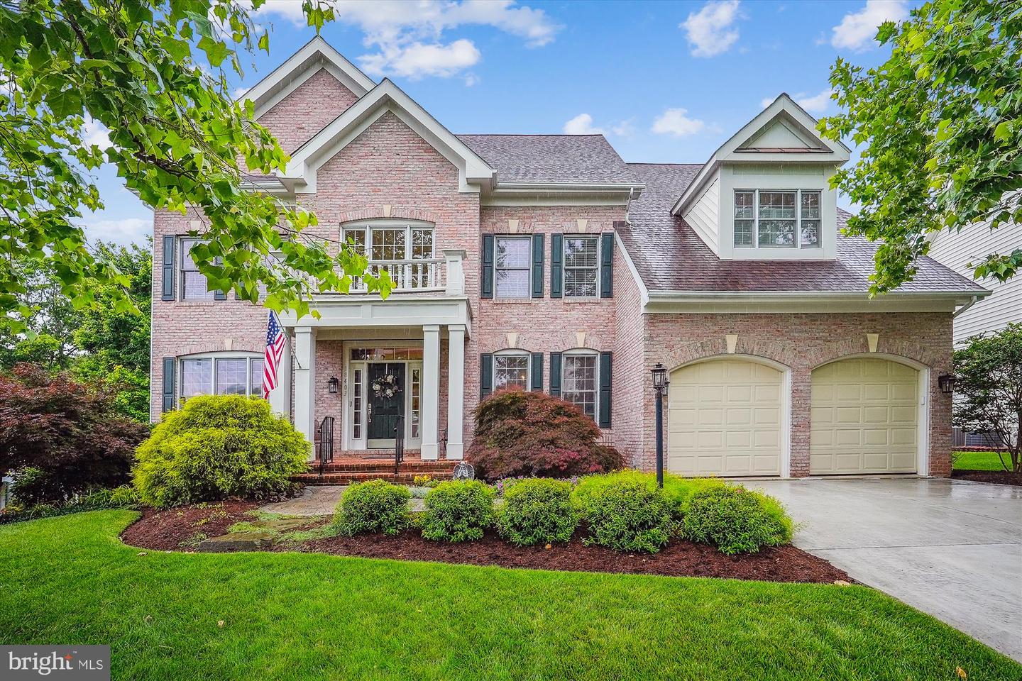 18403 RIM ROCK CIR, LEESBURG, Virginia 20176, 5 Bedrooms Bedrooms, ,3 BathroomsBathrooms,Residential,For sale,18403 RIM ROCK CIR,VALO2098138 MLS # VALO2098138