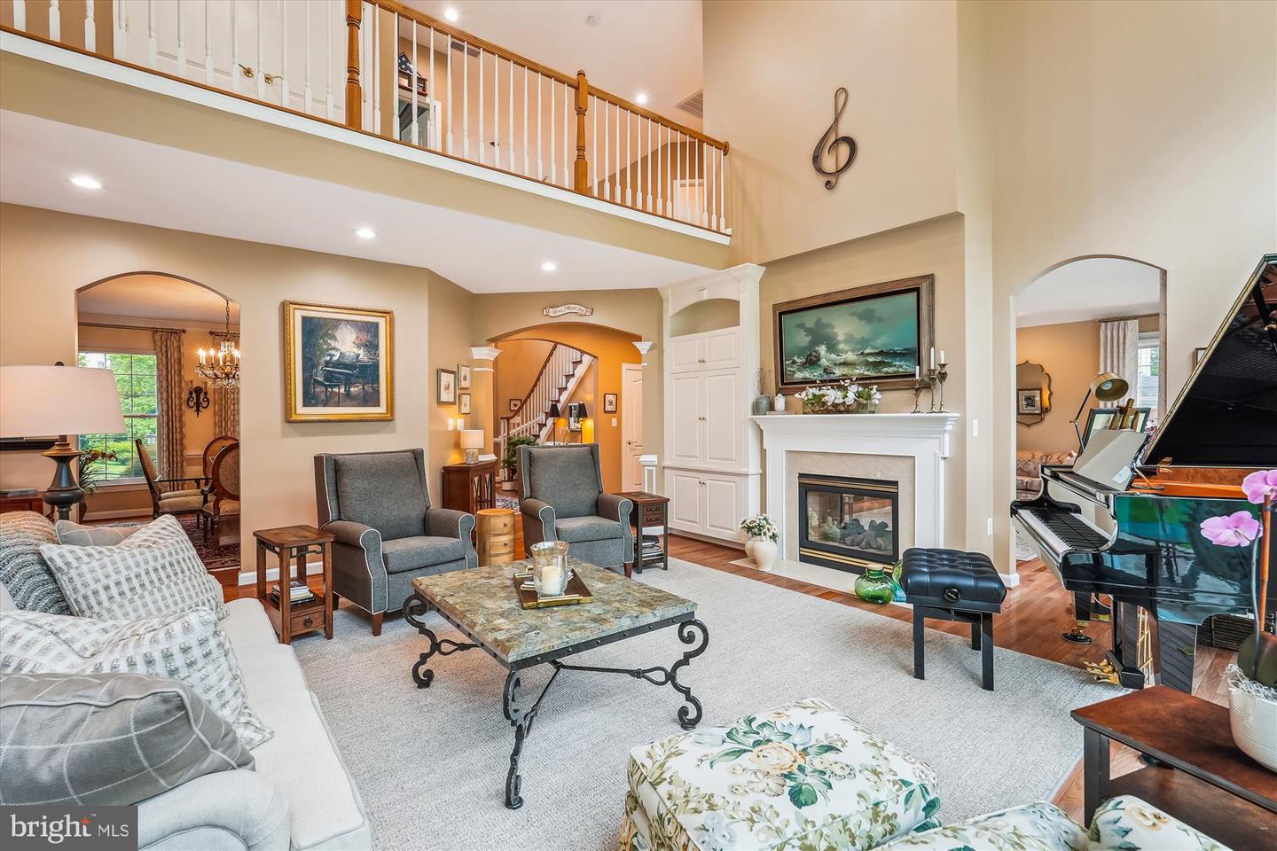 18403 RIM ROCK CIR, LEESBURG, Virginia 20176, 5 Bedrooms Bedrooms, ,3 BathroomsBathrooms,Residential,For sale,18403 RIM ROCK CIR,VALO2098138 MLS # VALO2098138