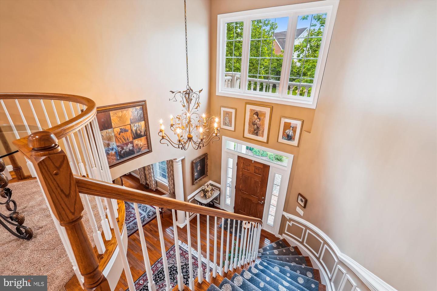18403 RIM ROCK CIR, LEESBURG, Virginia 20176, 5 Bedrooms Bedrooms, ,3 BathroomsBathrooms,Residential,For sale,18403 RIM ROCK CIR,VALO2098138 MLS # VALO2098138