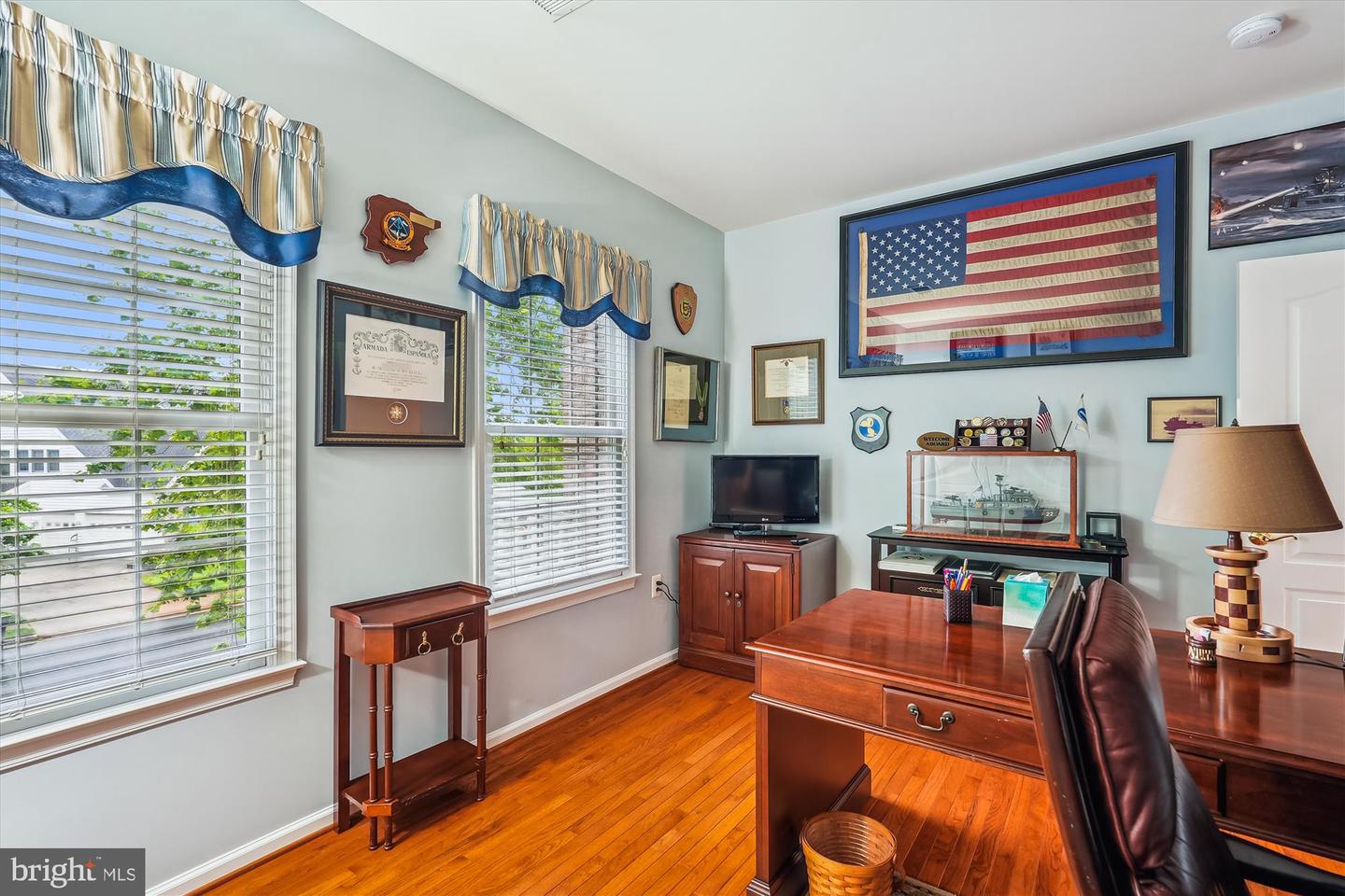 18403 RIM ROCK CIR, LEESBURG, Virginia 20176, 5 Bedrooms Bedrooms, ,3 BathroomsBathrooms,Residential,For sale,18403 RIM ROCK CIR,VALO2098138 MLS # VALO2098138