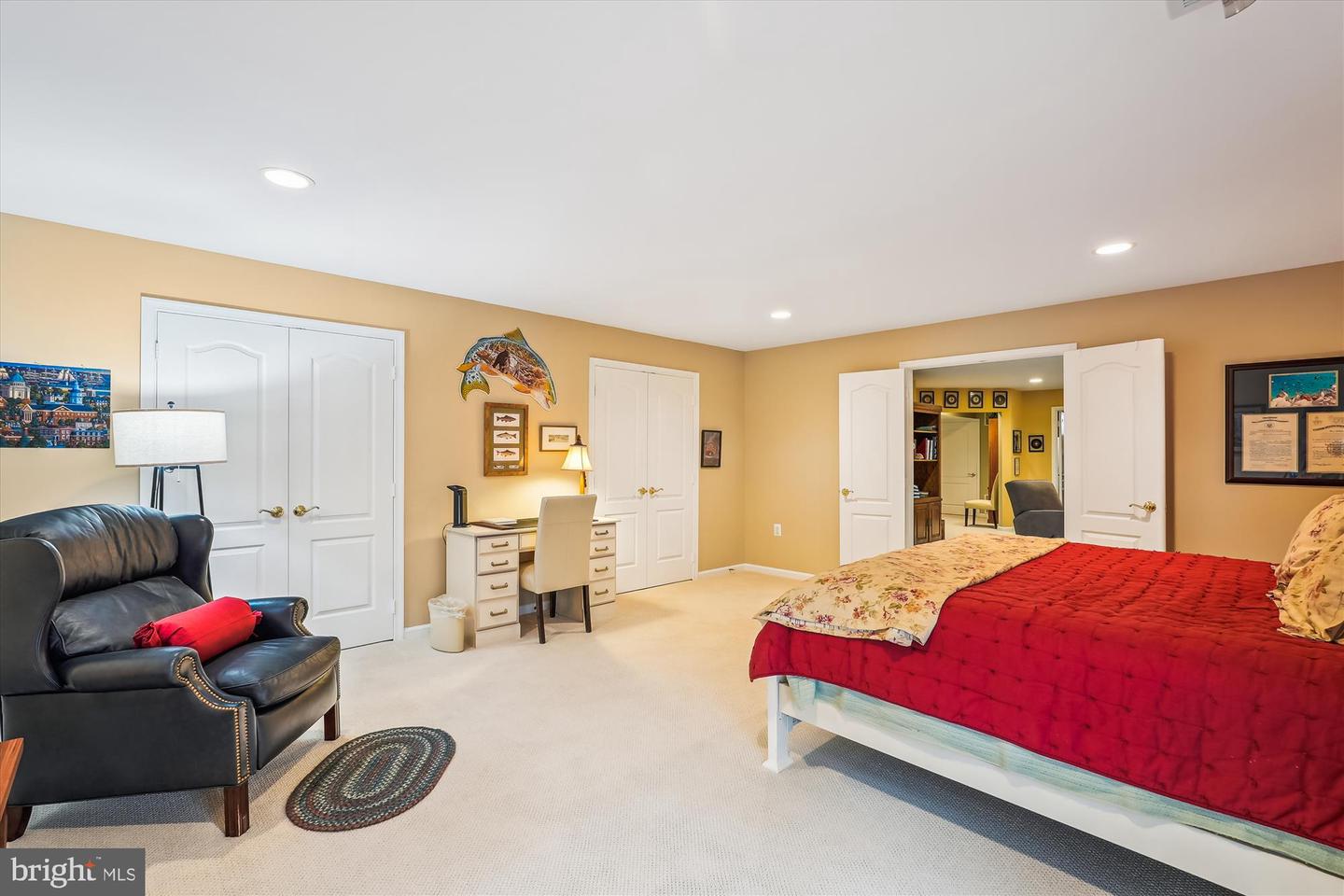 18403 RIM ROCK CIR, LEESBURG, Virginia 20176, 5 Bedrooms Bedrooms, ,3 BathroomsBathrooms,Residential,For sale,18403 RIM ROCK CIR,VALO2098138 MLS # VALO2098138