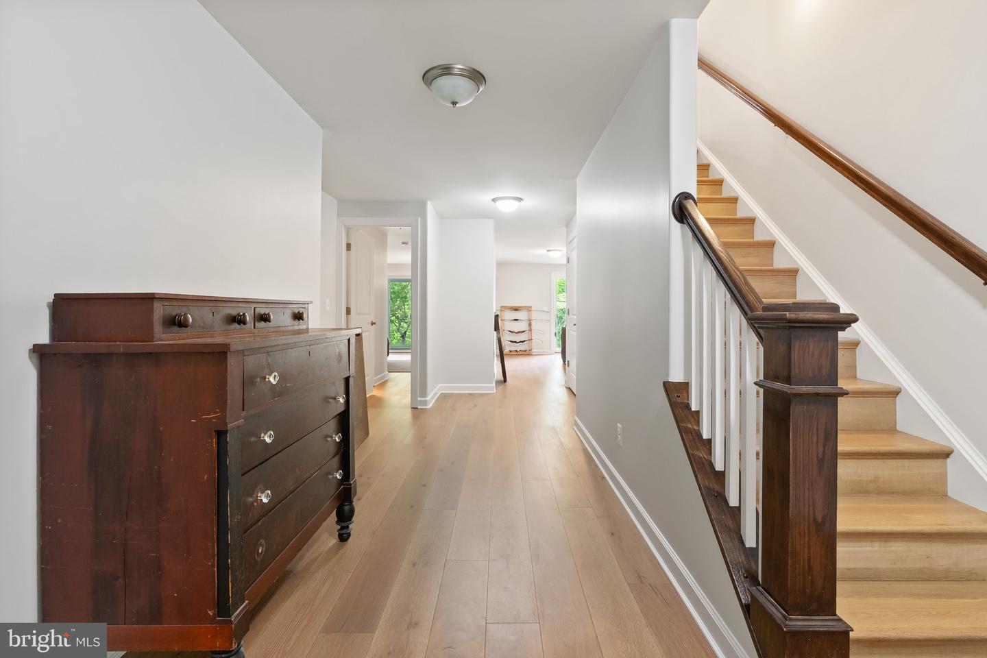 128 N JAY ST, MIDDLEBURG, Virginia 20117, 4 Bedrooms Bedrooms, ,4 BathroomsBathrooms,Residential,For sale,128 N JAY ST,VALO2098156 MLS # VALO2098156