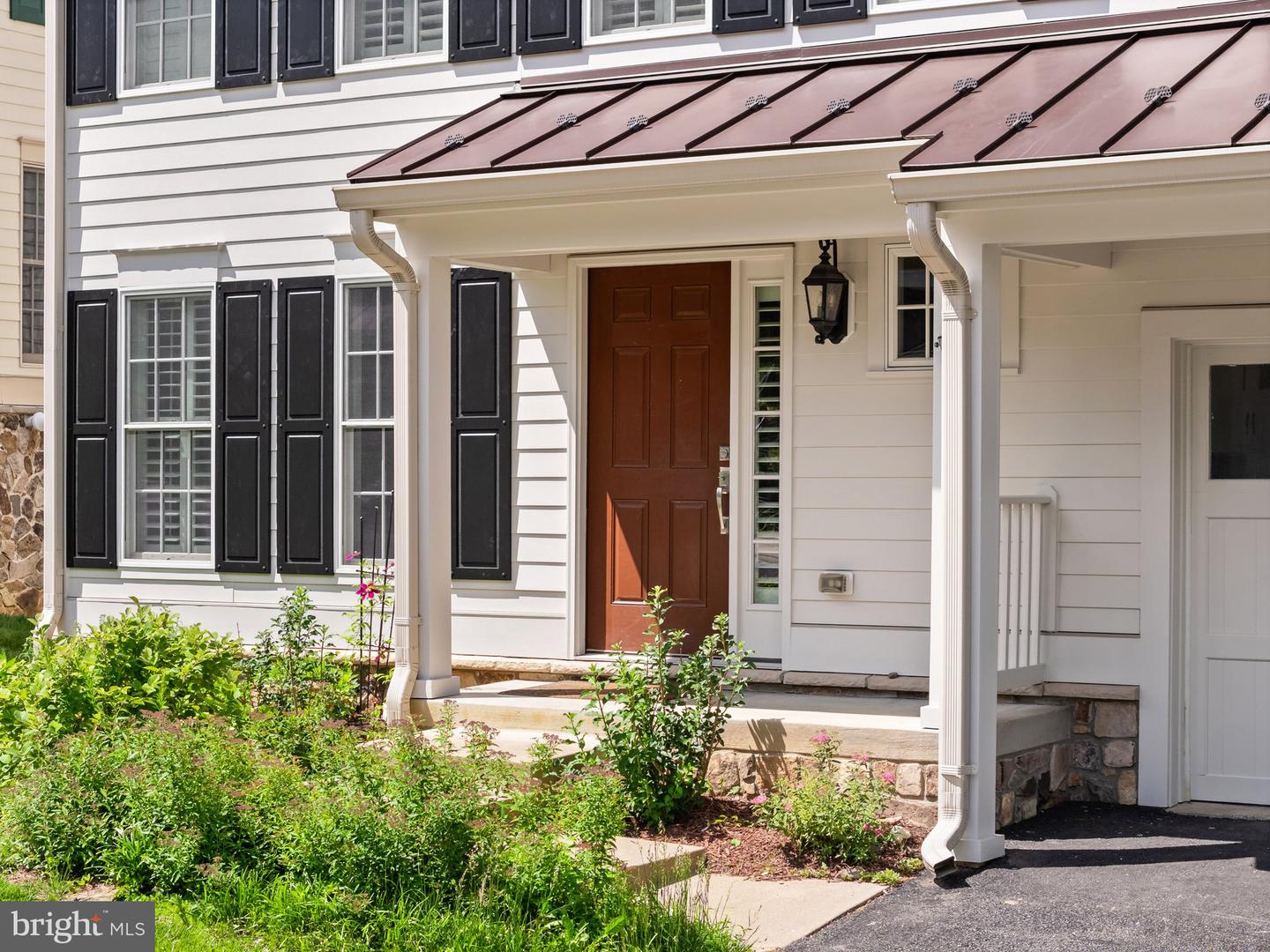 128 N JAY ST, MIDDLEBURG, Virginia 20117, 4 Bedrooms Bedrooms, ,4 BathroomsBathrooms,Residential,For sale,128 N JAY ST,VALO2098156 MLS # VALO2098156