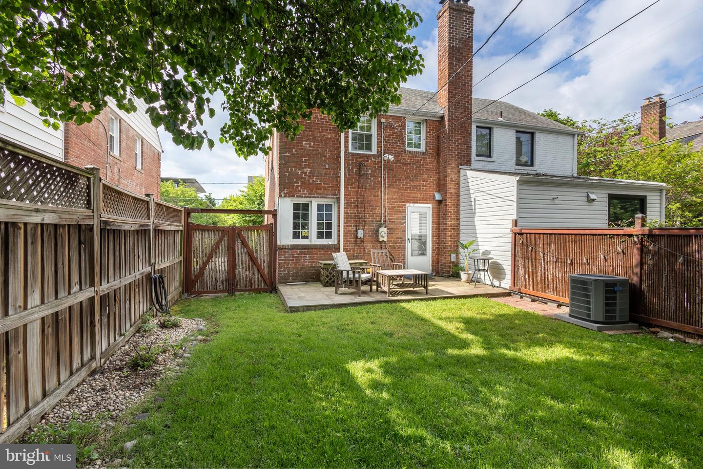 3731 6TH RD N, ARLINGTON, Virginia 22203, 2 Bedrooms Bedrooms, ,1 BathroomBathrooms,Residential,For sale,3731 6TH RD N,VAAR2058346 MLS # VAAR2058346