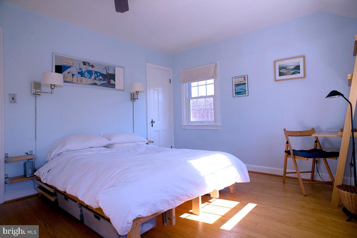 3731 6TH RD N, ARLINGTON, Virginia 22203, 2 Bedrooms Bedrooms, ,1 BathroomBathrooms,Residential,For sale,3731 6TH RD N,VAAR2058346 MLS # VAAR2058346