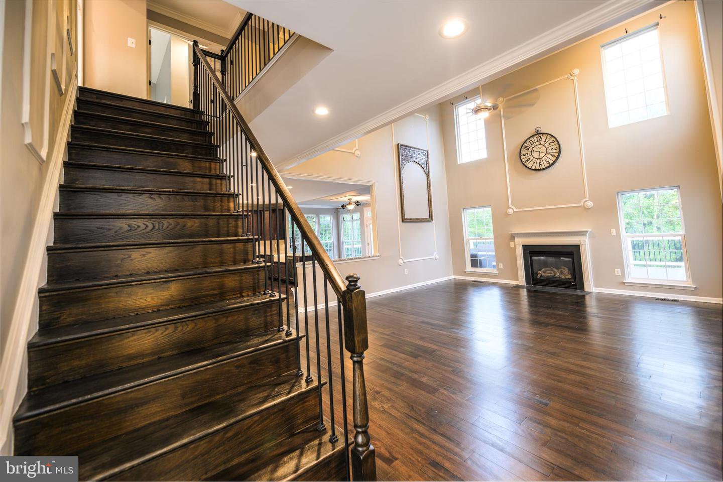 22 THAXTON CT, STAFFORD, Virginia 22556, 5 Bedrooms Bedrooms, ,4 BathroomsBathrooms,Residential,For sale,22 THAXTON CT,VAST2039260 MLS # VAST2039260
