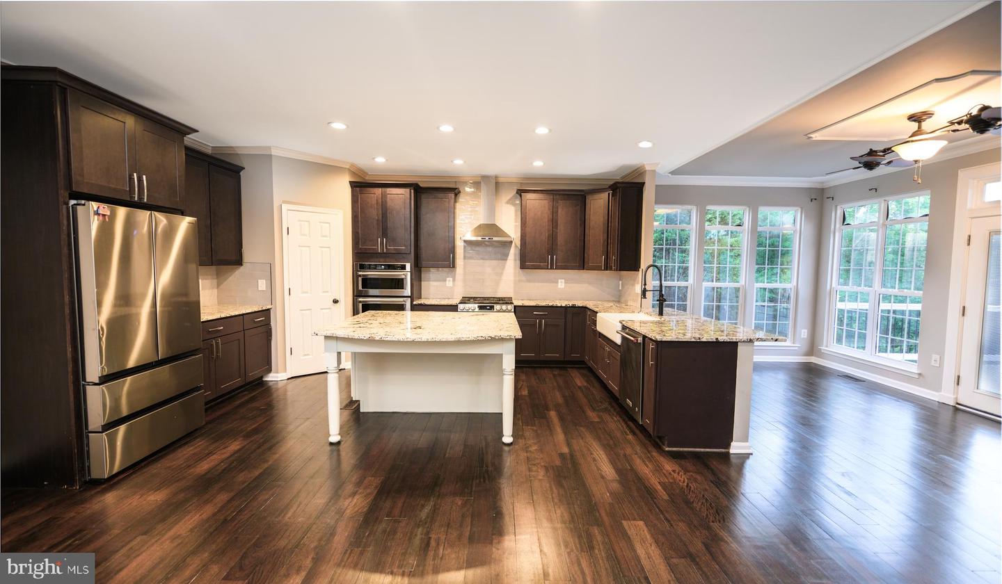 22 THAXTON CT, STAFFORD, Virginia 22556, 5 Bedrooms Bedrooms, ,4 BathroomsBathrooms,Residential,For sale,22 THAXTON CT,VAST2039260 MLS # VAST2039260