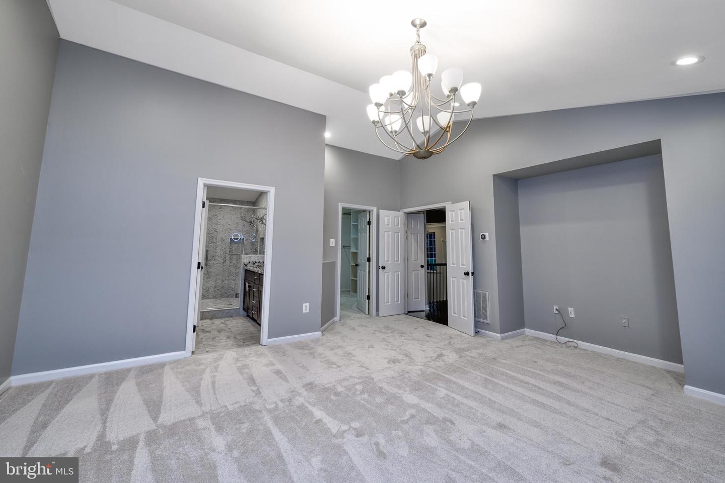 22 THAXTON CT, STAFFORD, Virginia 22556, 5 Bedrooms Bedrooms, ,4 BathroomsBathrooms,Residential,For sale,22 THAXTON CT,VAST2039260 MLS # VAST2039260