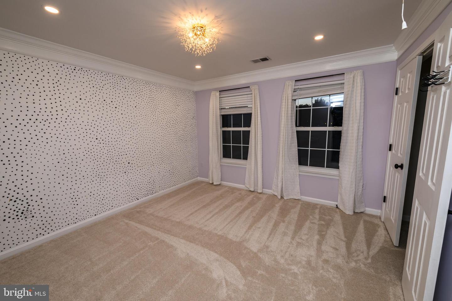 22 THAXTON CT, STAFFORD, Virginia 22556, 5 Bedrooms Bedrooms, ,4 BathroomsBathrooms,Residential,For sale,22 THAXTON CT,VAST2039260 MLS # VAST2039260