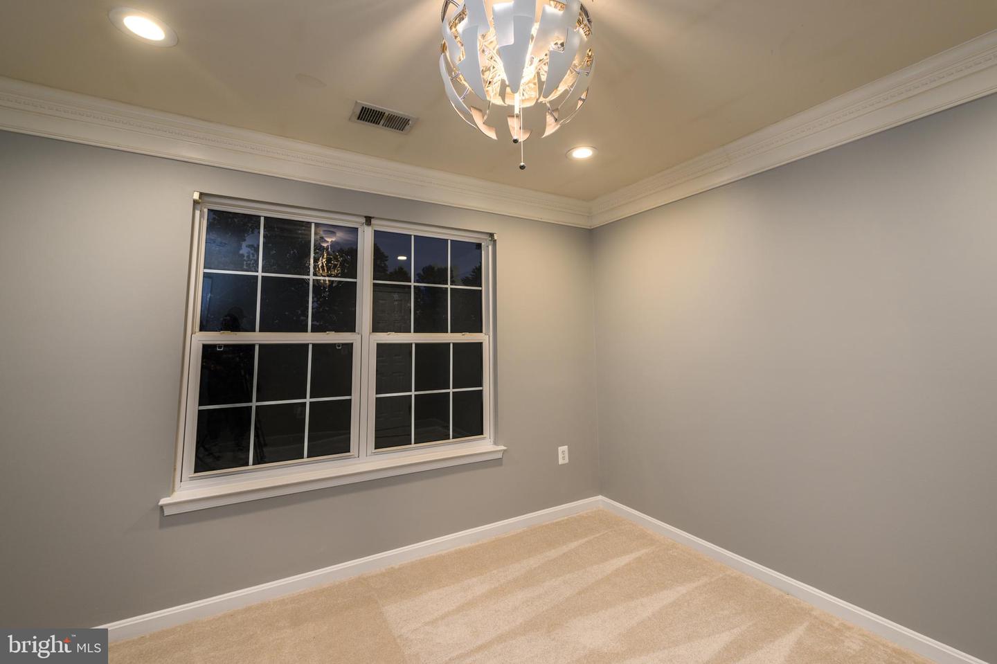 22 THAXTON CT, STAFFORD, Virginia 22556, 5 Bedrooms Bedrooms, ,4 BathroomsBathrooms,Residential,For sale,22 THAXTON CT,VAST2039260 MLS # VAST2039260