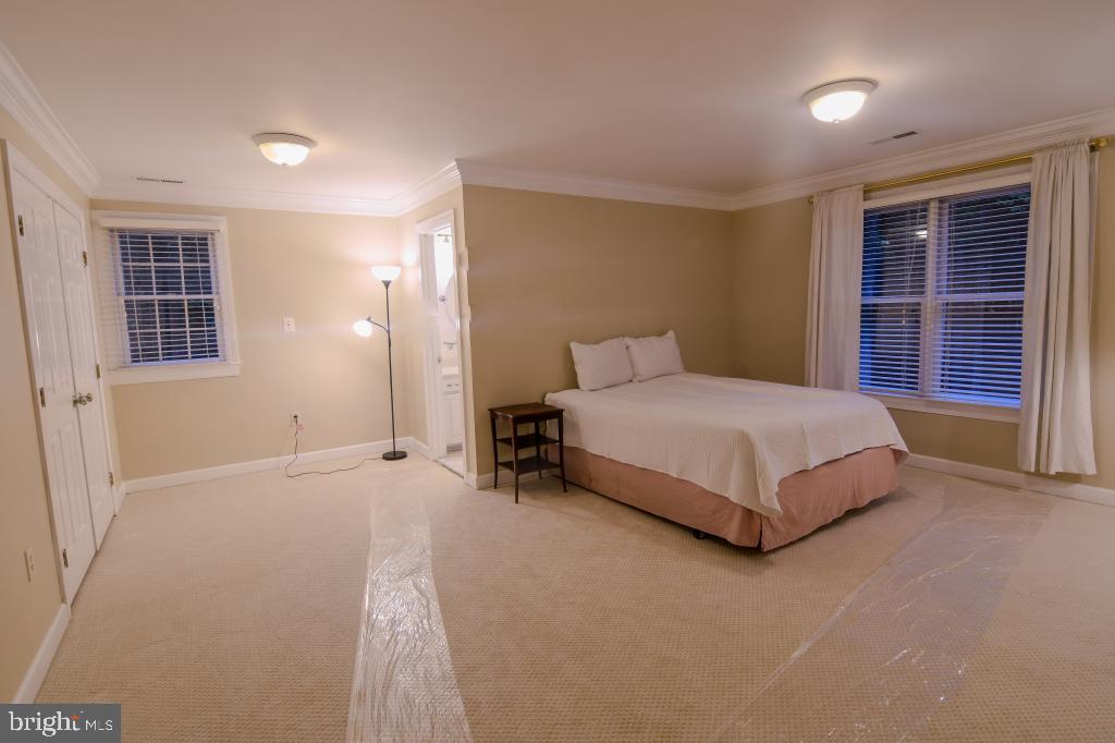 11220 DEVEREUX MANOR LN, FAIRFAX STATION, Virginia 22039, 5 Bedrooms Bedrooms, ,4 BathroomsBathrooms,Residential,For sale,11220 DEVEREUX MANOR LN,VAFX2243588 MLS # VAFX2243588