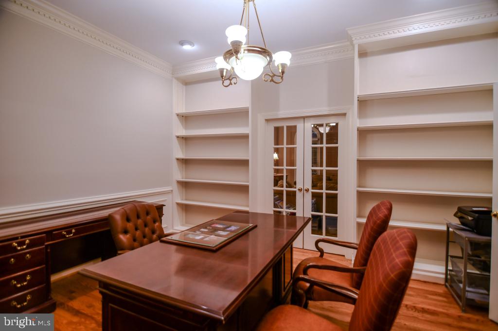 11220 DEVEREUX MANOR LN, FAIRFAX STATION, Virginia 22039, 5 Bedrooms Bedrooms, ,4 BathroomsBathrooms,Residential,For sale,11220 DEVEREUX MANOR LN,VAFX2243588 MLS # VAFX2243588