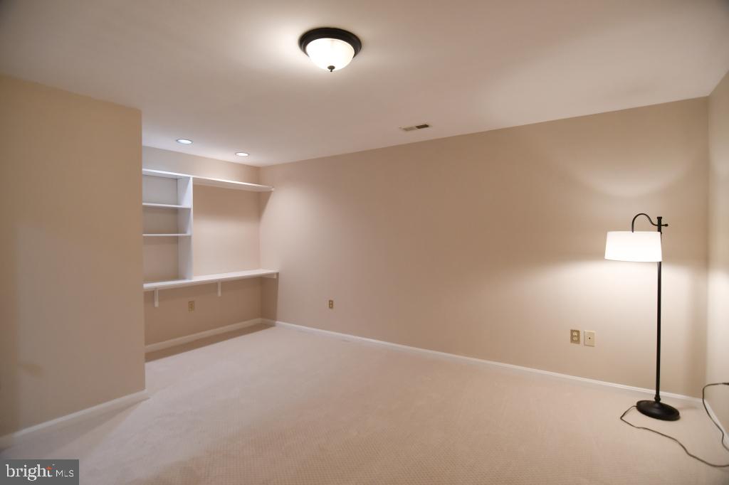 11220 DEVEREUX MANOR LN, FAIRFAX STATION, Virginia 22039, 5 Bedrooms Bedrooms, ,4 BathroomsBathrooms,Residential,For sale,11220 DEVEREUX MANOR LN,VAFX2243588 MLS # VAFX2243588