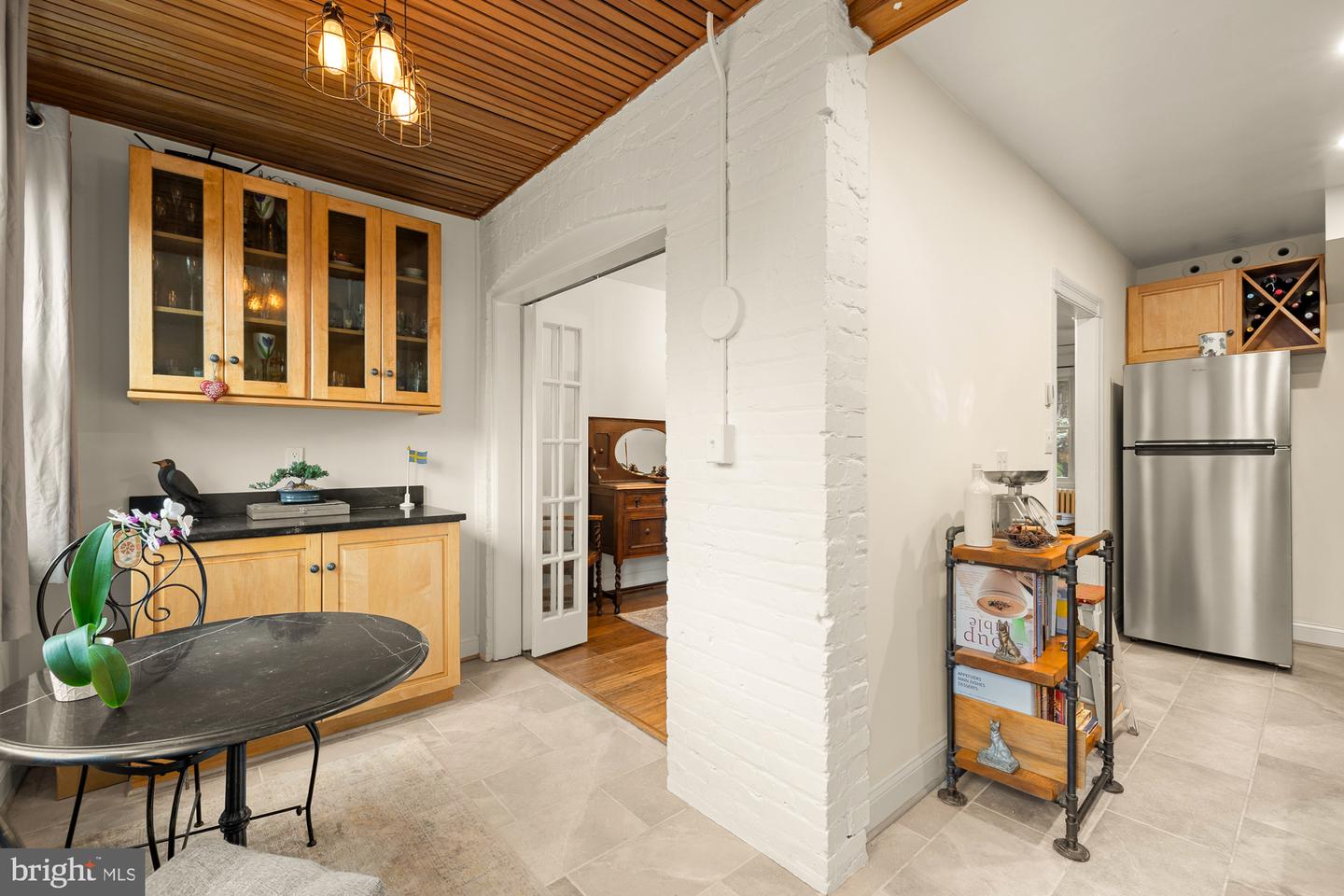 111 17TH ST SE, WASHINGTON, District Of Columbia 20003, 2 Bedrooms Bedrooms, ,1 BathroomBathrooms,Residential,For sale,111 17TH ST SE,DCDC2203106 MLS # DCDC2203106