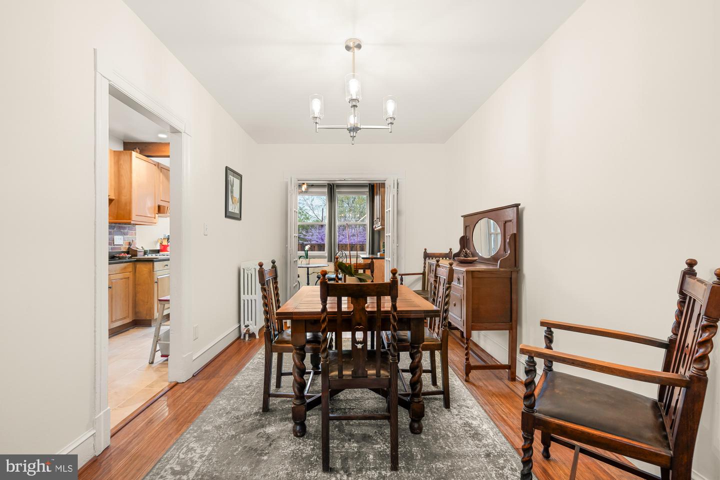 111 17TH ST SE, WASHINGTON, District Of Columbia 20003, 2 Bedrooms Bedrooms, ,1 BathroomBathrooms,Residential,For sale,111 17TH ST SE,DCDC2203106 MLS # DCDC2203106