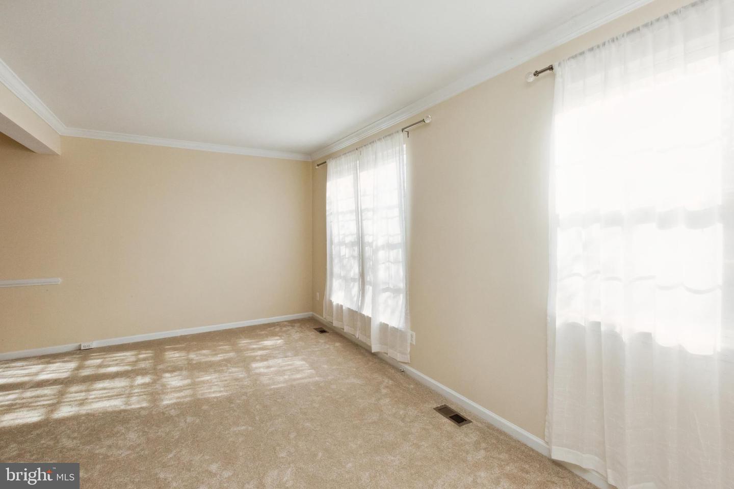 1254 CORBETT PL, WOODBRIDGE, Virginia 22191, 3 Bedrooms Bedrooms, ,2 BathroomsBathrooms,Residential,For sale,1254 CORBETT PL,VAPW2095920 MLS # VAPW2095920