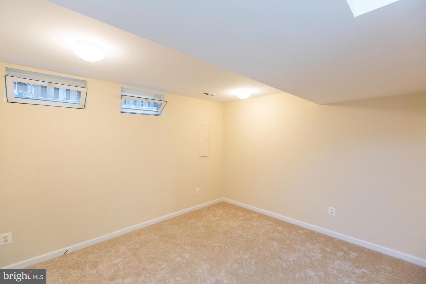 1254 CORBETT PL, WOODBRIDGE, Virginia 22191, 3 Bedrooms Bedrooms, ,2 BathroomsBathrooms,Residential,For sale,1254 CORBETT PL,VAPW2095920 MLS # VAPW2095920